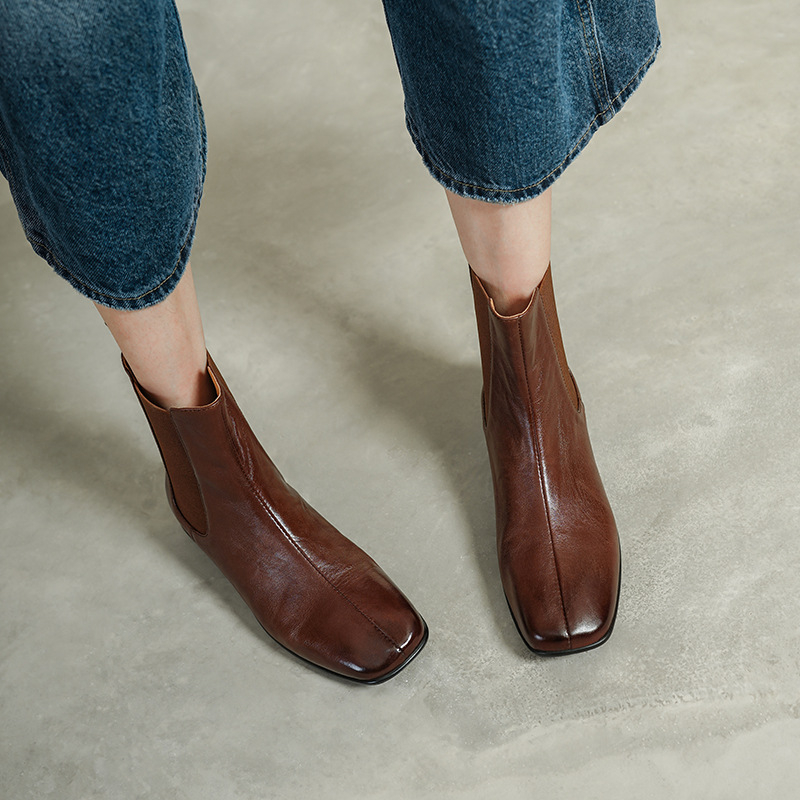 Chelsea ботуши, кожа от първи слой, подплата от свинска кожа, квадратен нос, дебел ток 3-5 cm, гумена подметка, подходящи за всички сезони