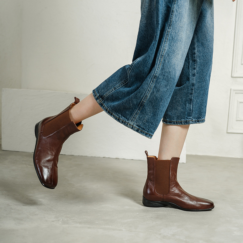 Chelsea ботуши, кожа от първи слой, подплата от свинска кожа, квадратен нос, дебел ток 3-5 cm, гумена подметка, подходящи за всички сезони