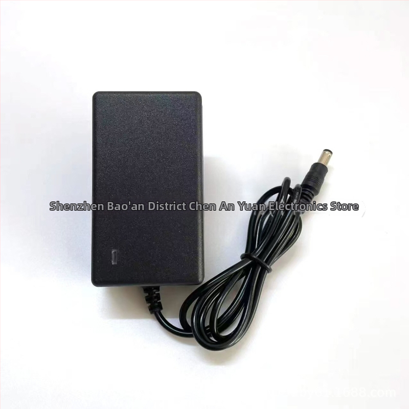 Punjač za litij baterije 25,2V/16,8V/21V – ulaz 25,2V, izlaz 25,2V1A, serije 5V/7,4V/8,4V/12,6V/16,8V/24V/25,2V, kompatibilan s 18650 polimernim ćelijama