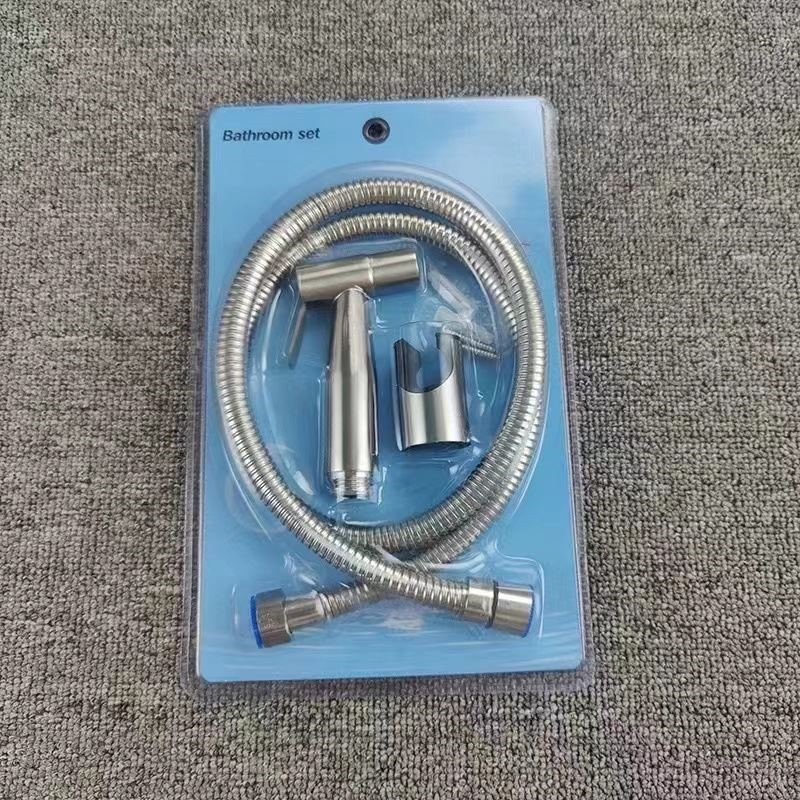 Bakreni set za prskanje WC-a s kutnim ventilom, zidna montaža, spoj s jednim otvorom, radni tlak 2 bara