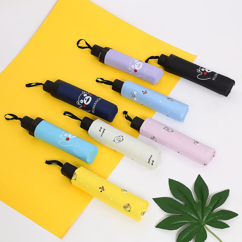 Umbrelă pliabilă cu trei secțiuni; 8 spițe din oțel; țesătură 190T; mâner din cauciuc; deschidere manuală