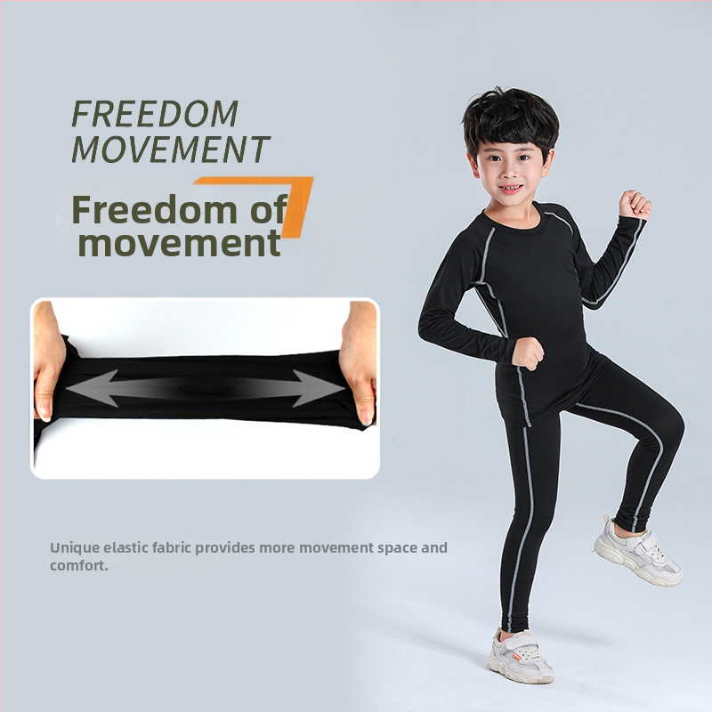 Detský zimný športový set pre basketbal a futbal, s flísovou podšívkou, rýchloschnúci (Veková skupina: Deti; Sezóna: Jeseň/Zima; Športy: Basketbal/Futbal; Zloženie: 90% Polyester; Podšívka: 10%)