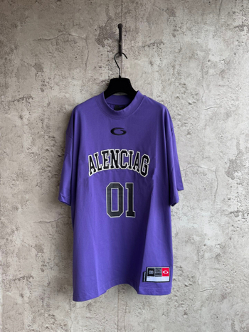 Férfi pamut rövid ujjú T-shirt kerek nyakkal, laza szabás, nyomtatott 520 Love.