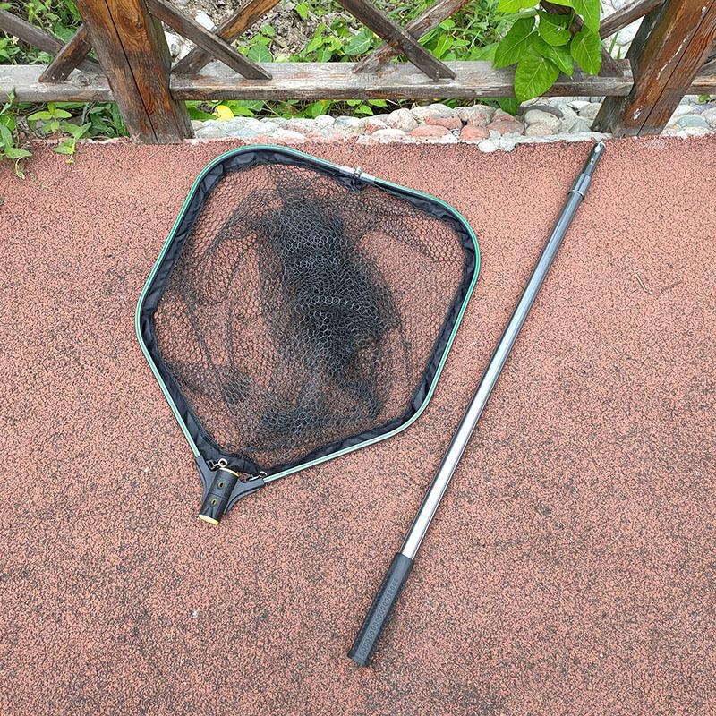 Komplet za ribolov: mreža od aluminijuma duljine 70 cm za crnu ribu i štuku, uz štap i glavu mreže protiv okretanja