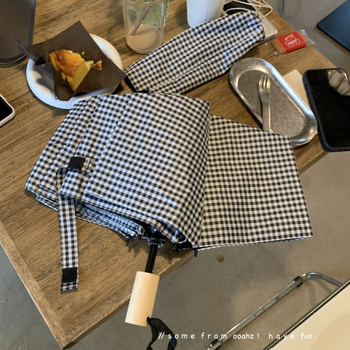 Összecsukható napernyő, 8 merevítővel, UPF >50, automatikus nyitás, 190T Impact szövet