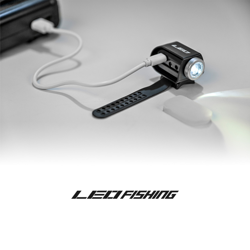LEO LED horgászlámpa ABS házban, Kínai eredetű, licencelt magánmárka