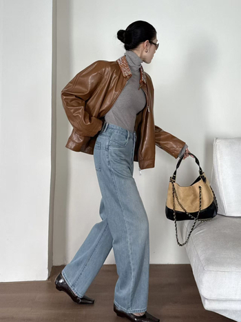 Ženske traperice od pamuka - visoki struk, straight kroj, mikroelastične, 70-80% pamuk