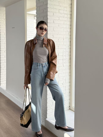 Ženske traperice od pamuka - visoki struk, straight kroj, mikroelastične, 70-80% pamuk