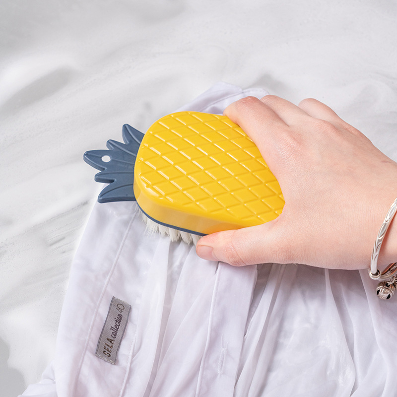 Četka za odjeću, plastična, Kelingkeli, 50 g