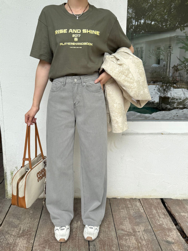 Ženske traperice ravnog kroja, Hongkong stil, denim s 70-80% pamuka