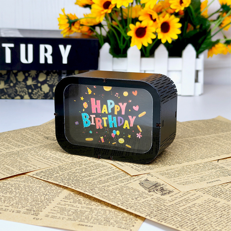 Fa panda témájú zenei doboz éjjeli lámpa – Gravírozás; Lézeres UV nyomtatás; Logó nyomtatás elérhető; Ajándék