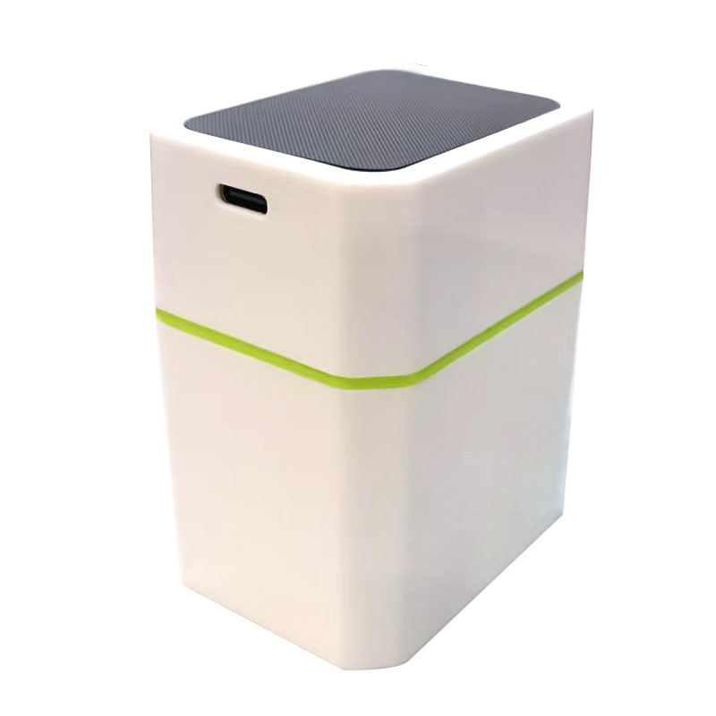 Univerzalni punjač za baterije s 4 utora za NiMH/Li-ion, ulaz DC 5V, izlaz 5V 1.4A, RoHS/MSDS