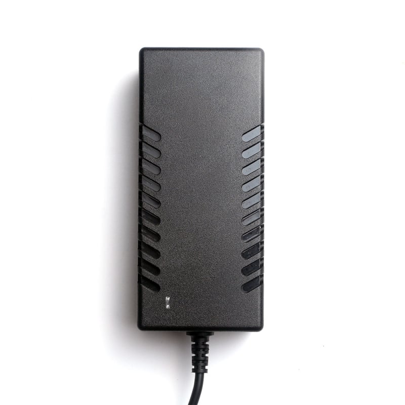 Inteligentni punjač litij-polimer baterija 18650, 21V 3A, ulaz AC 100–240V, izlaz DC 21V 3A