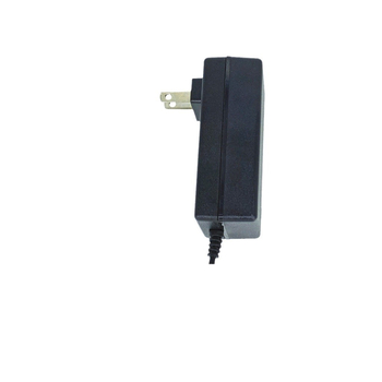 Xinxin 18650 Li-ion akkumulátortöltő – bemenet AC100-240V, kimenet DC12.6V 2A, állandó áram/állandó feszültség töltés