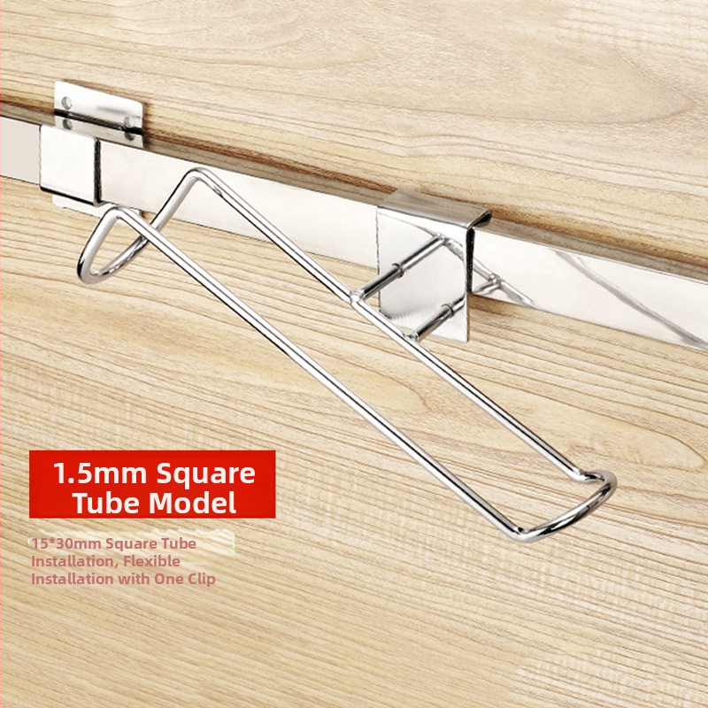 Zidni držač za rolere s panelom s otvorima i okvirom od četvrtastog cijevi, jedan kuk, moderni minimalistički stil, nosivost do 10 kg