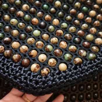 Automobilska jastučnica za ljeto, prozračna Ice Silk površina, punilo od sintetičkih vlakana, masažna funkcija, mrežasta donja strana, protuklizna, rub s kukom