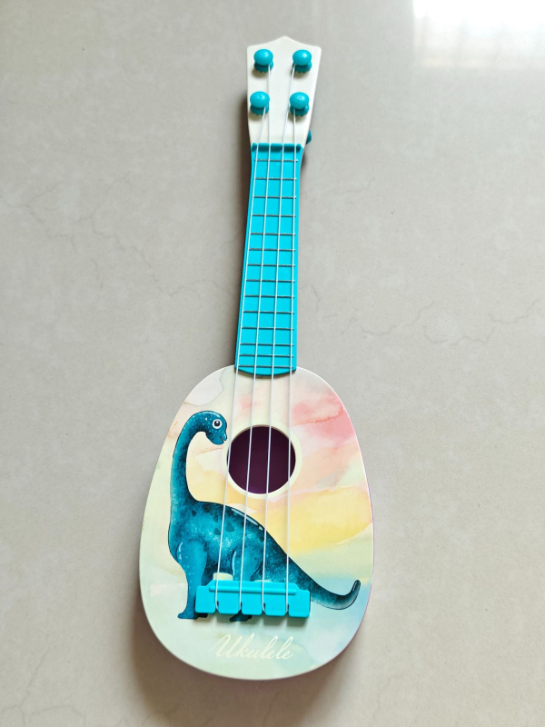 Mali plastični ukulele igračica za djecu 4–6 godina, interaktivna igračka s šarenim pakiranjem