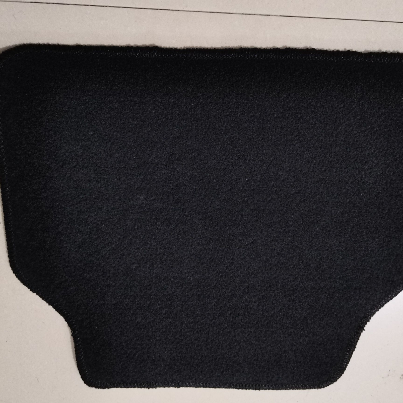 Универсални подложки за автомобил за петместен модел, петчастен комплект; материал: вълна; дебелина: 20 мм; тегло: 10 кг; съвместим с Audi A6L