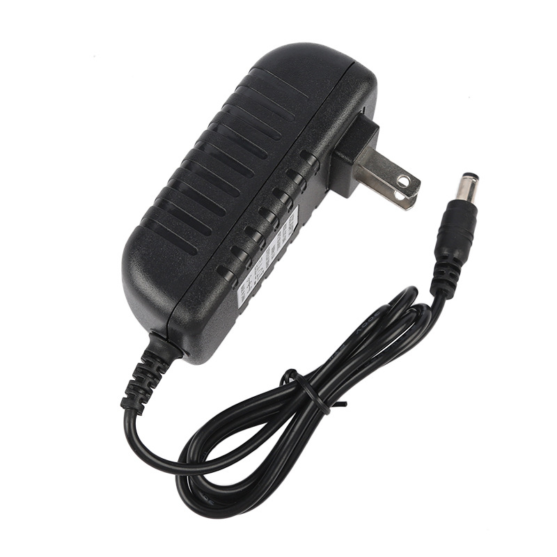 Punjač litijevih baterija za 3S 18650 sklopove (Ulaz 100–240V, Izlaz DC12.6V2A, Struja punjenja 2A)