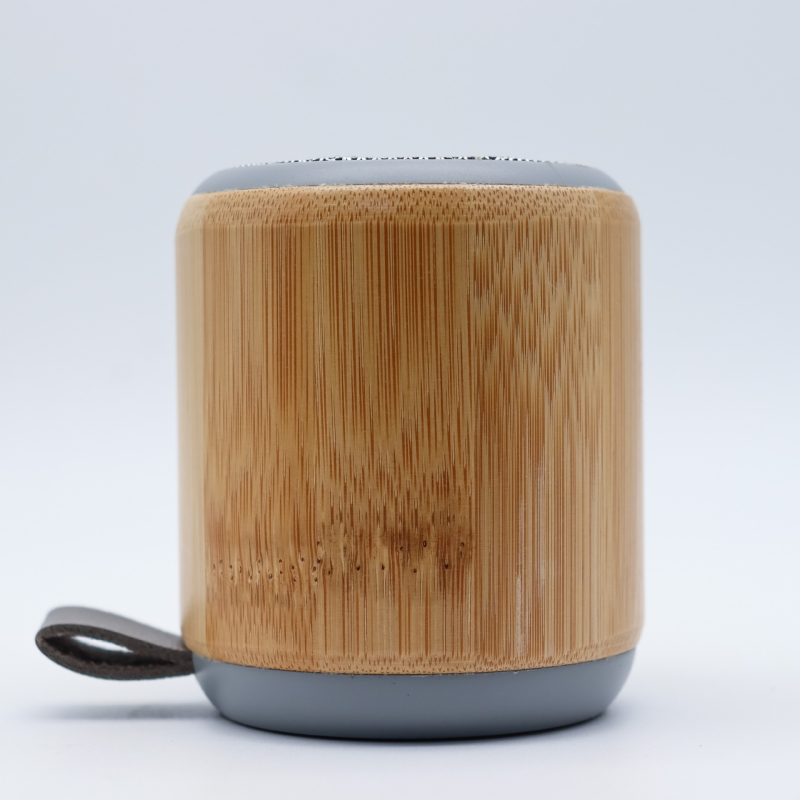 Bambus Bluetooth zvučnik za stolni, bežični, Bluetooth 5.0, 20Hz-20kHz, SNR ≥70dB, ugrađena baterija 300–500 mAh