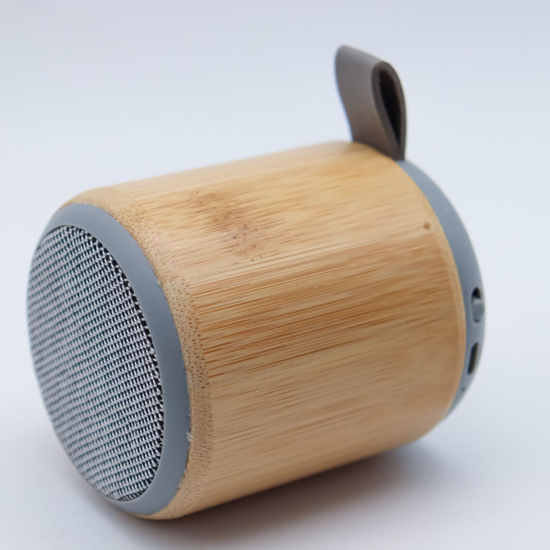Bambus Bluetooth zvučnik za stolni, bežični, Bluetooth 5.0, 20Hz-20kHz, SNR ≥70dB, ugrađena baterija 300–500 mAh