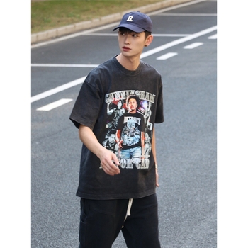 Тениска с принт Cade Cunningham за баскетбол, distressed изглед, свободна кройка, кръгло деколте, къси ръкави, 100% combed cotton