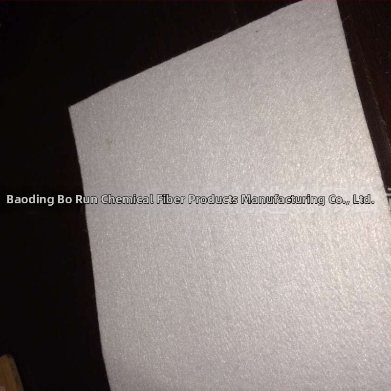 Βάση τεχνητής δέρματος για επένδυση ενδυμάτων και γιακά, 100% πολυεστέρας, πλάτος 2 μ., 300 g/m2, μη υφαντό ύφασμα με βελόνα