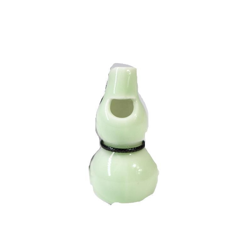 Keramički lančić sa zviždaljkom, s motivom ptice i dizajnom školjke i tikve, materijal porculan, moderan minimalistički stil, pakirano u PP vrećicu.