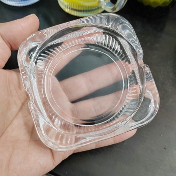 Cenușar de sticlă, Star Source brand, imprimare logo, personalizare disponibilă.