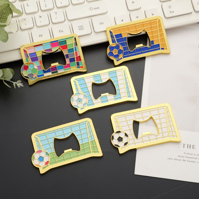 Otvarač za boce s magnetskim hladnjakom u obliku nogometne mreže - metal, mogućnost tiska logotipa, suvenir Svjetskog kupa