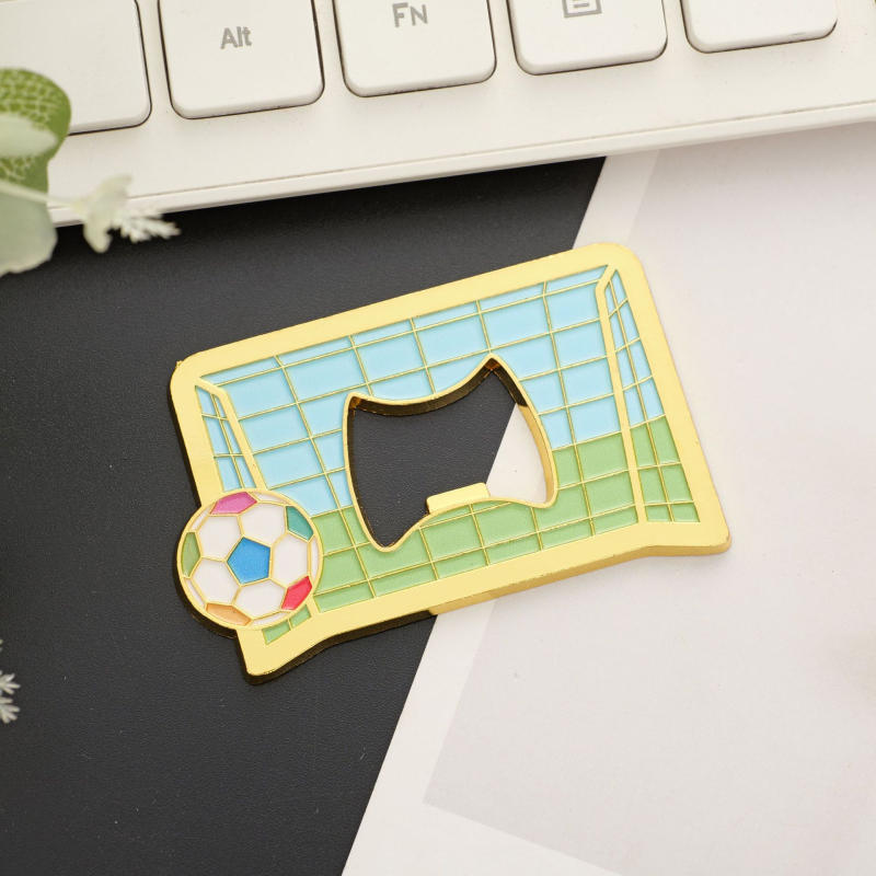 Otvarač za boce s magnetskim hladnjakom u obliku nogometne mreže - metal, mogućnost tiska logotipa, suvenir Svjetskog kupa