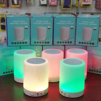 USB taplámpa Bluetooth-hangsugóval, LED színváltó éjszakai fény, Bluetooth 5.2, 10 m hatótáv, IPX4 vízálló, USB-tápellátás, beépített 300–500 mAh akkumulátor