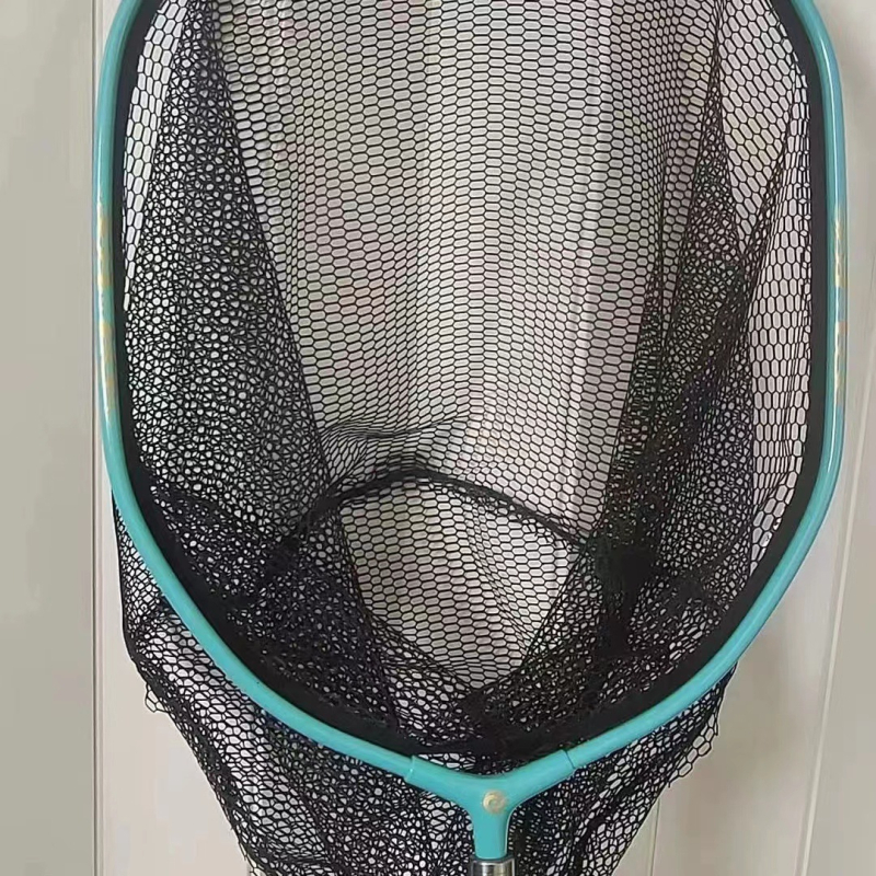 Fishnado hálófej integrált megerősítéssel és vastag ragasztott hálóanyaggal – szén- és alumínium konstrukció