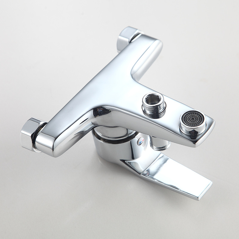 Τριπλός μίκτης μπάνιου ζεστό-κρύο, ορειχάλκινο σώμα, κεραμικός μηχανισμός βαλβίδας, χειροκίνητη εγκατάσταση