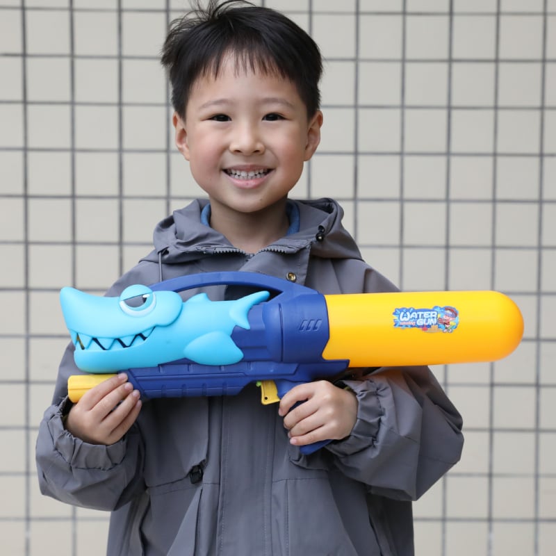 Dječji vodeni pištolj – dugački domet, visok tlak, plastični materijal, za uzrast 4–6 godina