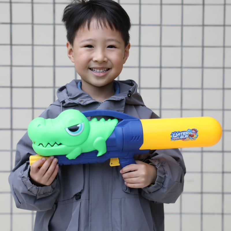 Dječji vodeni pištolj – dugački domet, visok tlak, plastični materijal, za uzrast 4–6 godina