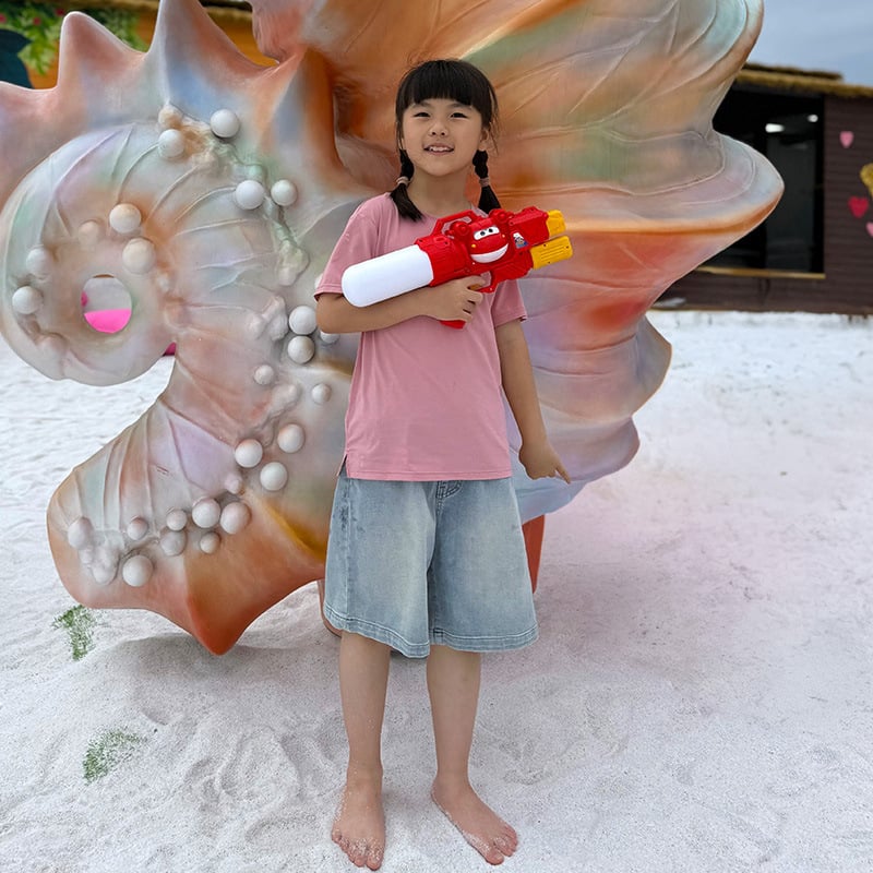 Dječji vodeni pištolj – dugački domet, visok tlak, plastični materijal, za uzrast 4–6 godina