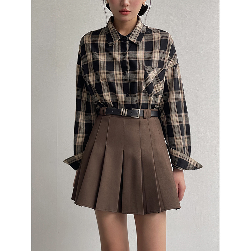 JK suknja s visokim strukom i vitkim krojem, A-linija, kratka, jednobojna, od poliestera s elastanom (<30%), proljeće 2026