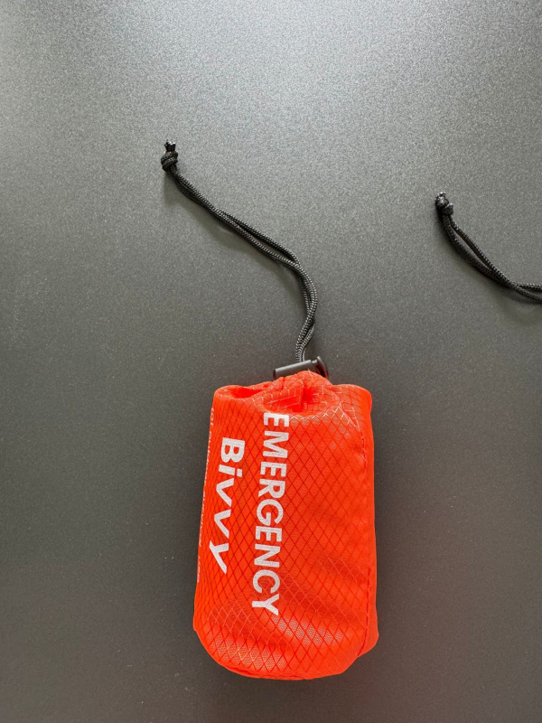 Kültéri sürgősségi hálózsák PE anyaggal, túlélési eszközök, modell 03