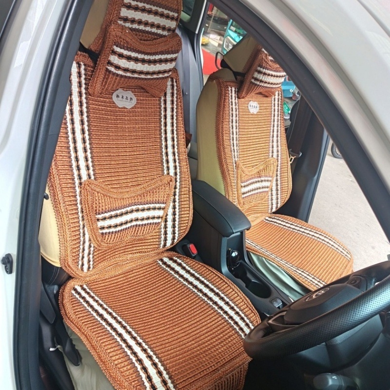 Auto jastuč za sjedalo s površinom Ice-Silk, prozračna konstrukcija, punjenje pamukom, universal za pet mjesta, sve sezone