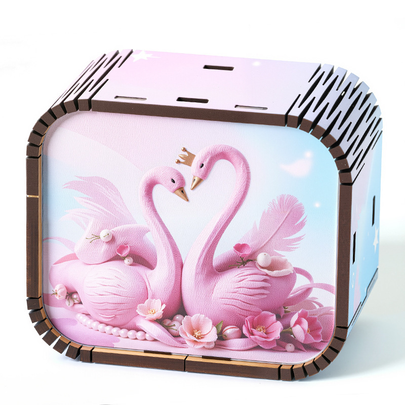 Drevená mini hudobná škatuľka na Valentína, s osemnotovou melódiou, ručná výroba, moderný minimalistický štýl (Materiál: drevo; Štýl: moderný minimalistický; UV tlač; Personalizované spracovanie: Áno; Tlač loga: K dispozícii)