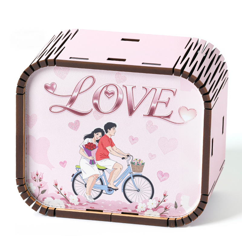 Drevená mini hudobná škatuľka na Valentína, s osemnotovou melódiou, ručná výroba, moderný minimalistický štýl (Materiál: drevo; Štýl: moderný minimalistický; UV tlač; Personalizované spracovanie: Áno; Tlač loga: K dispozícii)