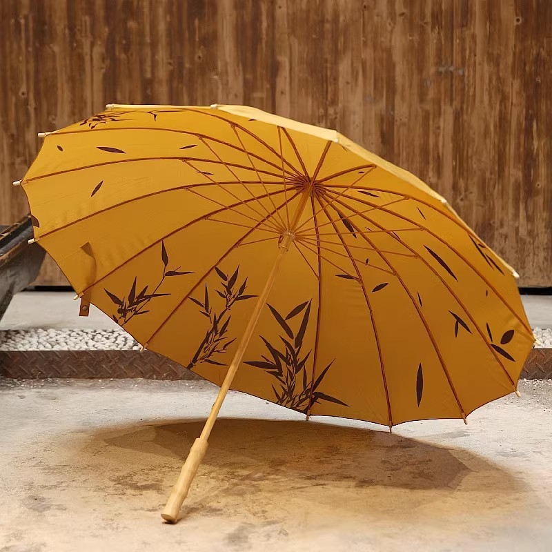 Ομπρέλα με μακριά λαβή σε ρετρό στυλ λογοτεχνίας και τέχνης, κλασικός σχεδιασμός; ύφασμα αντίκτυπου, πυκνότητα 170T; ακτίνες και σωλήνας από κράμα; βάρος 502 g