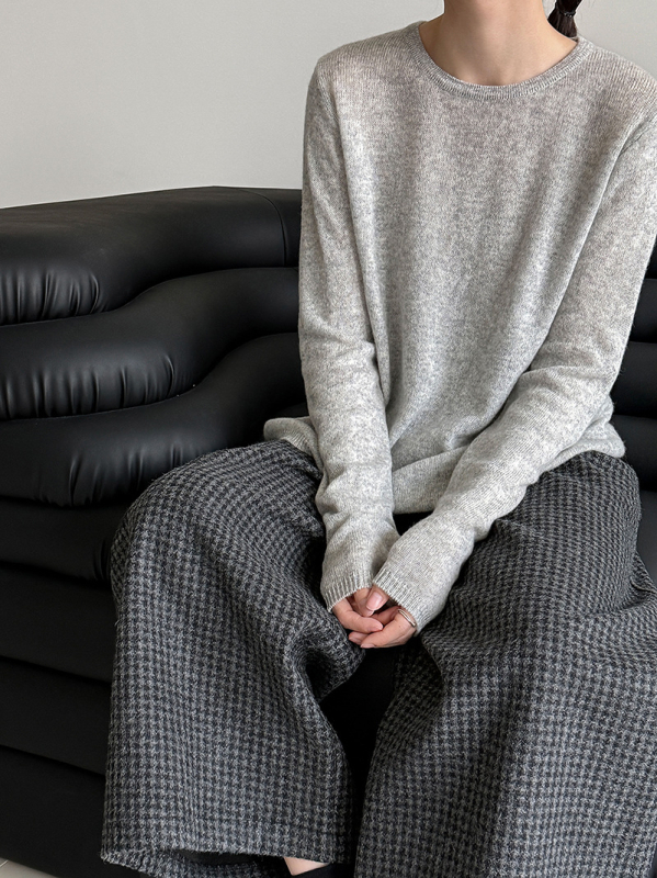 Ženski vuneni pleteni džemper - korejski stil, uski kroj, dugi rukav, okrugli ovratnik, uobičajena duljina