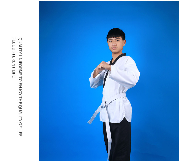 Uniformă Taekwondo - Amestec de bumbac, căptușeală 20% bumbac, pentru antrenament și reprezentații