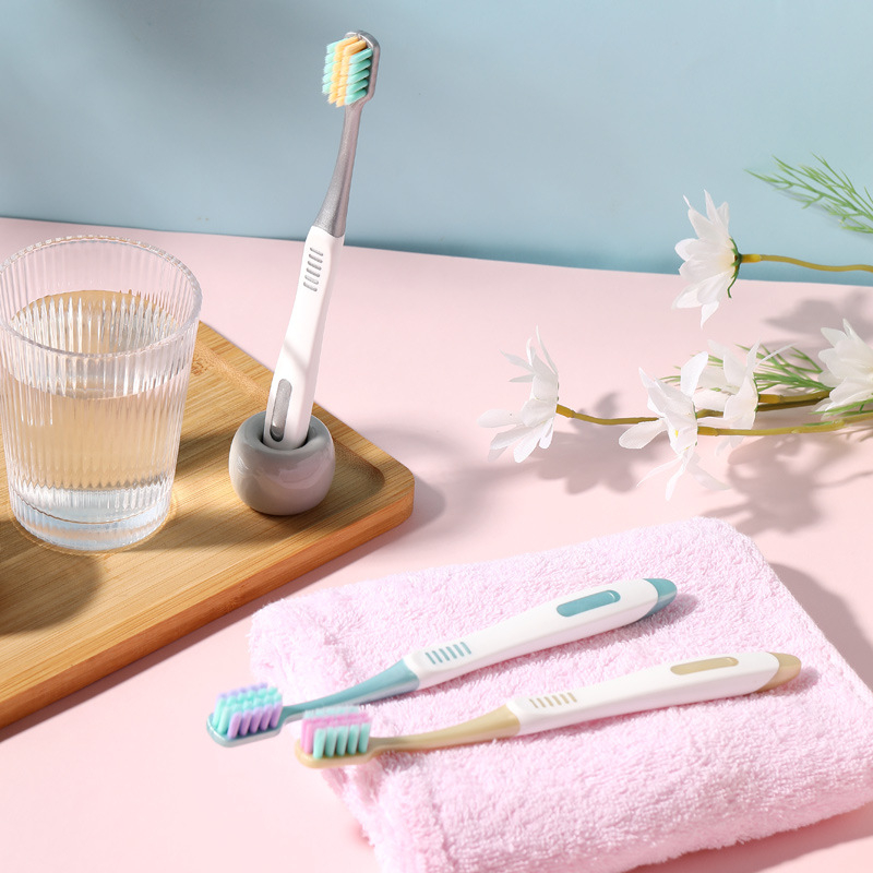 Ručná zubná kefka s širokou hlavou a mäkkými vláknami, 5-dielna sada, model 063