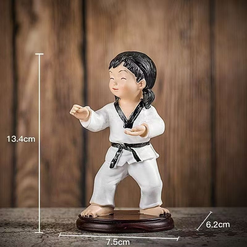 Φιγούρα Ταεκβοντό από ρητίνη – Μοντέρνο καλλιτεχνικό στυλ, ταξιδιωτικό σουβενίρ για φίλους, αναμνητικό βραβείο