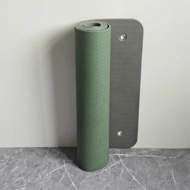 Perforirana joga podloga, materijal: Tpes, težina: 720 g, debljina: 6 mm, jednobojna