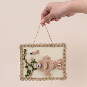 Dječji DIY set za izradu drvenog foto okvira – prirodni kružni i kvadratni drveni elementi i grančice (DIY, prilagodljiv, obojano pakiranje)