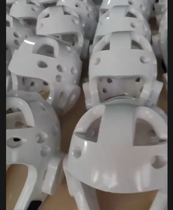 Boxing kaciga s odvojivom prozirnom zaštitom za lice, PVC, težina 0,3 kg